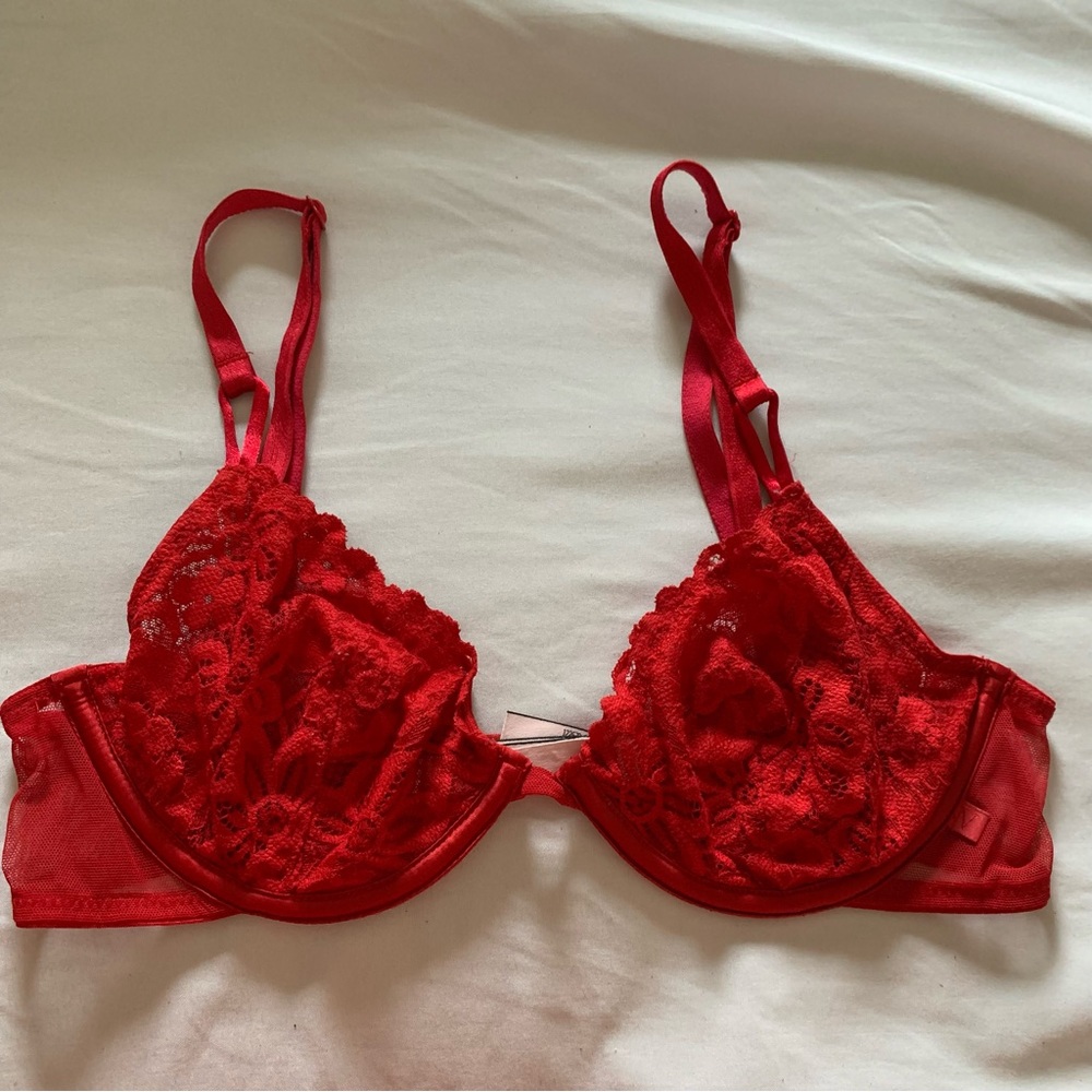 Victoria’s Secret Sexy Tee Unlined Lacie Demi Bra